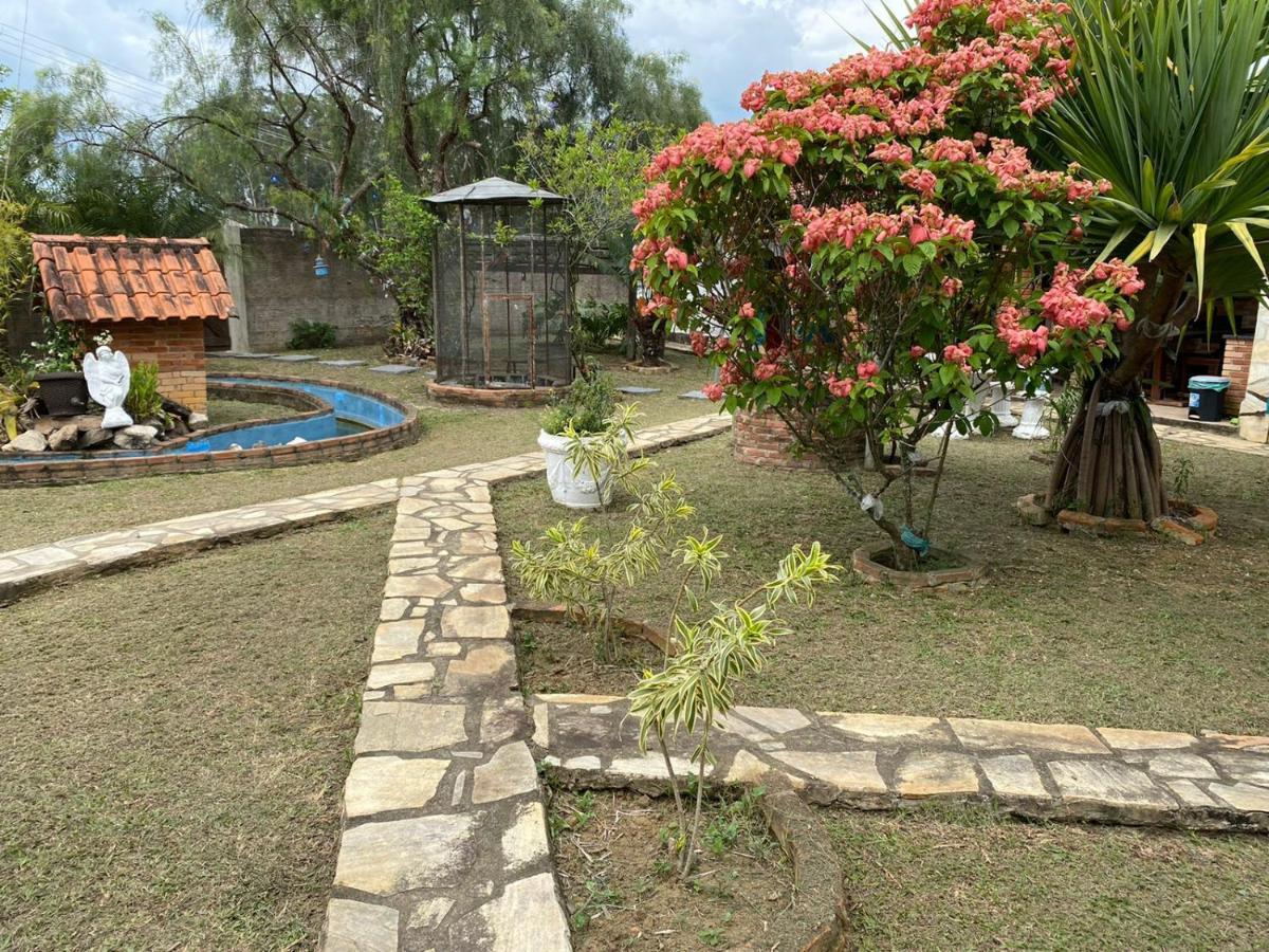 Hospedagem Recanto Das Orquideas Quatis Extérieur photo